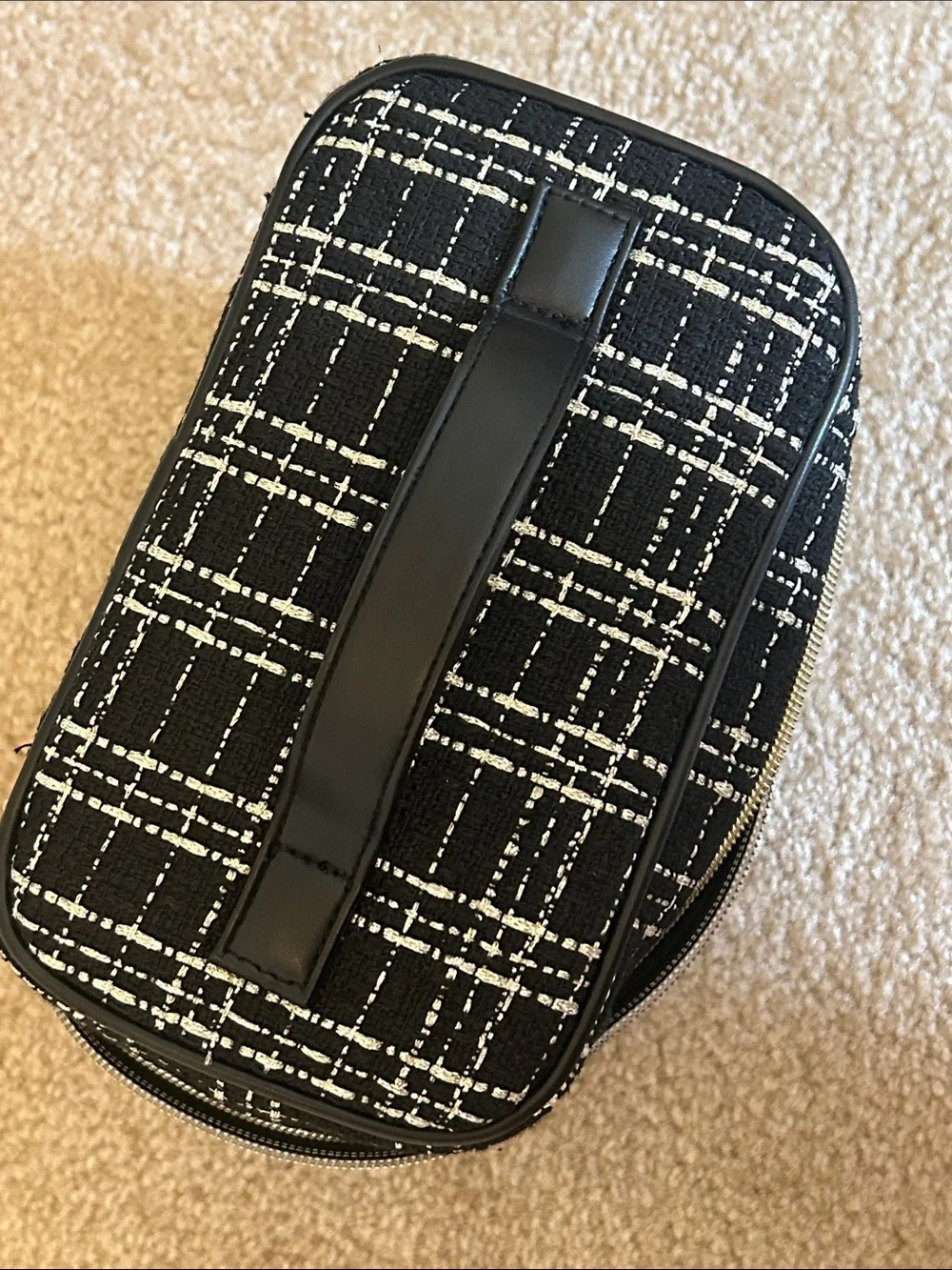 Black & gold Tweed Cosmetic Case shiseido